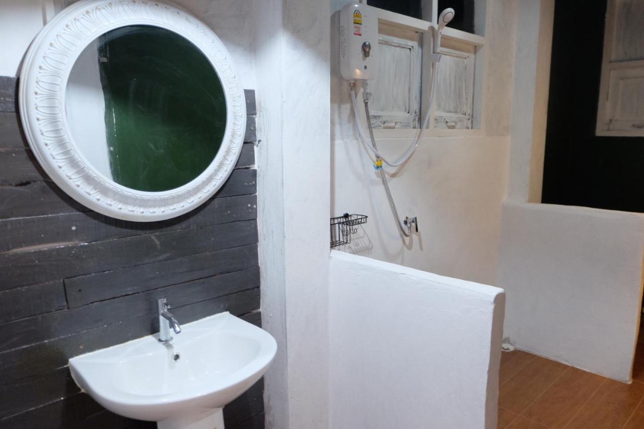 Florentino Hostel Районг Екстер'єр фото